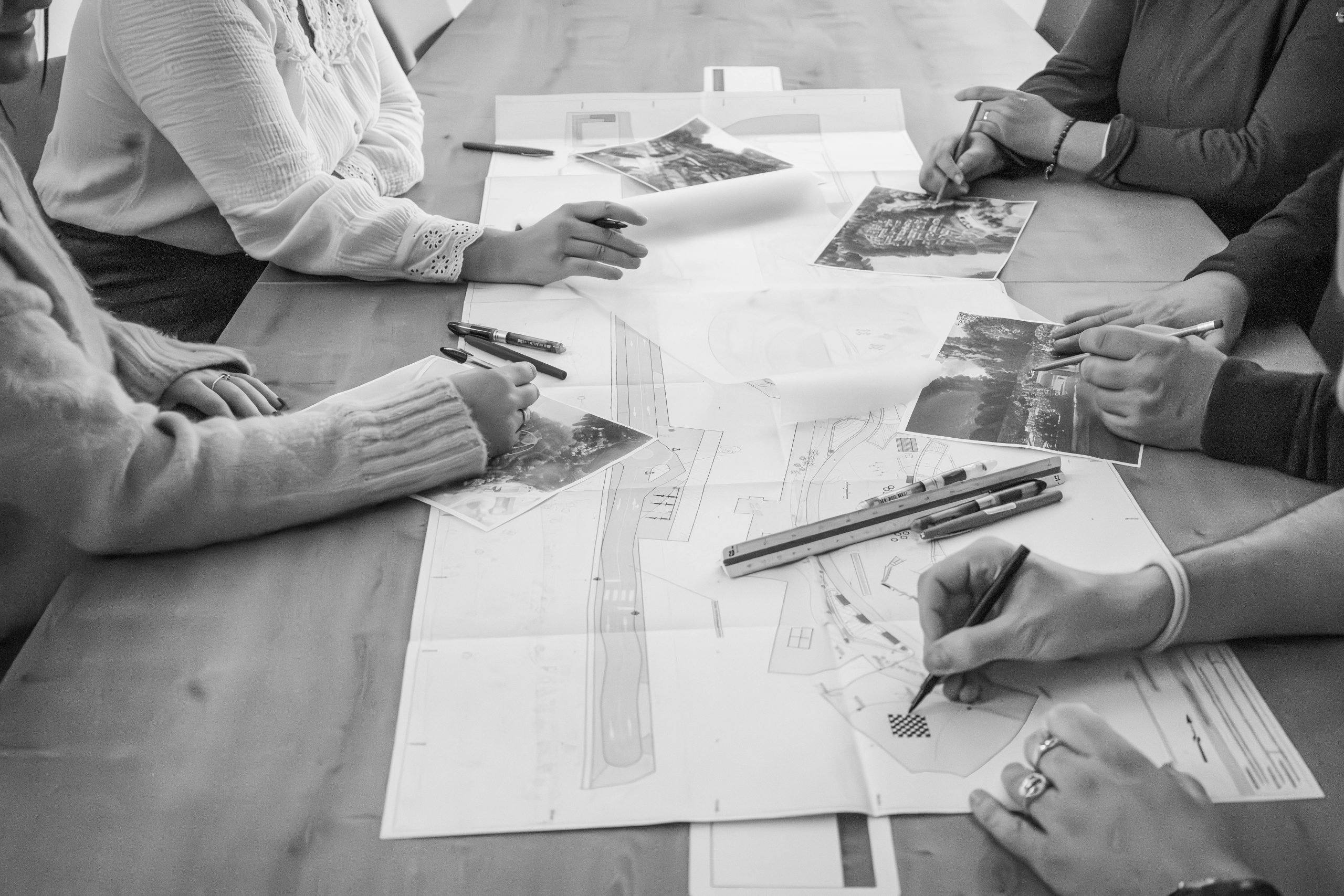 Équipe pluridisciplinaire de Teralia Conseils spécialisée en urbanisme, stratégie territoriale, environnement et aménagement durable
